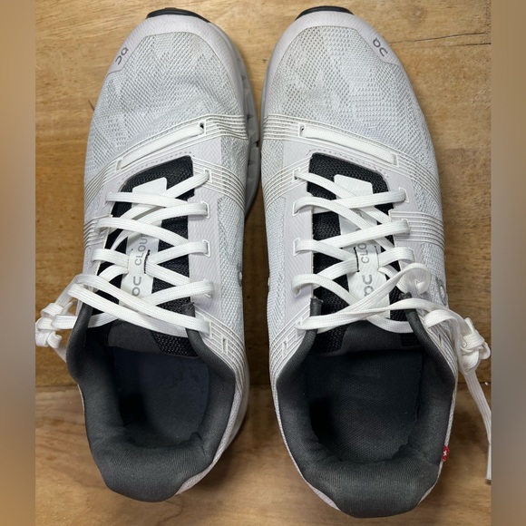 On CloudGo REFLECTIVE Womens Size 9 Running Shoes Sneakers White Glacier Gray - Picture 7 of 12